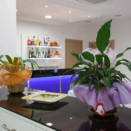 Garden Hotel
