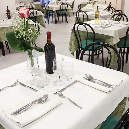 Garden فندق ألبا أدرياتيكا